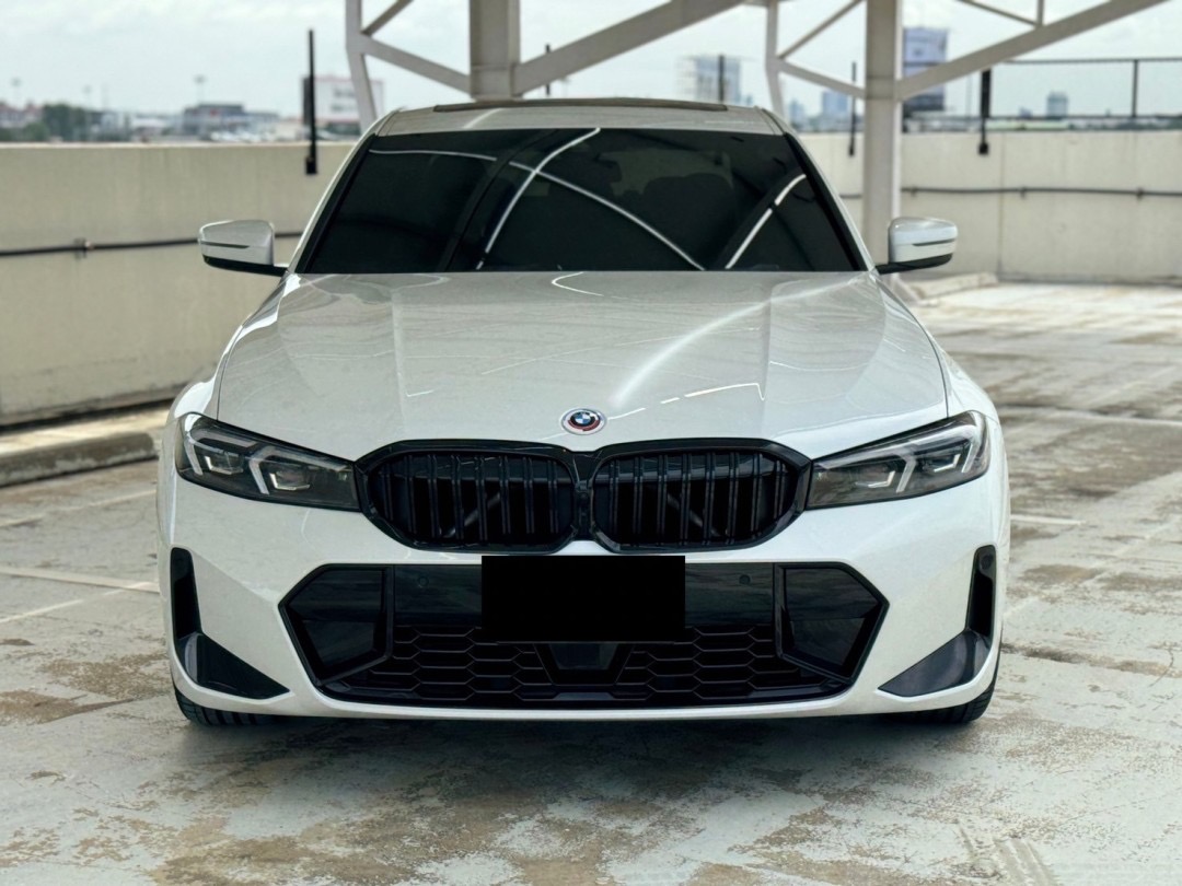 BMW 330e M Sport LCI ปี 2022