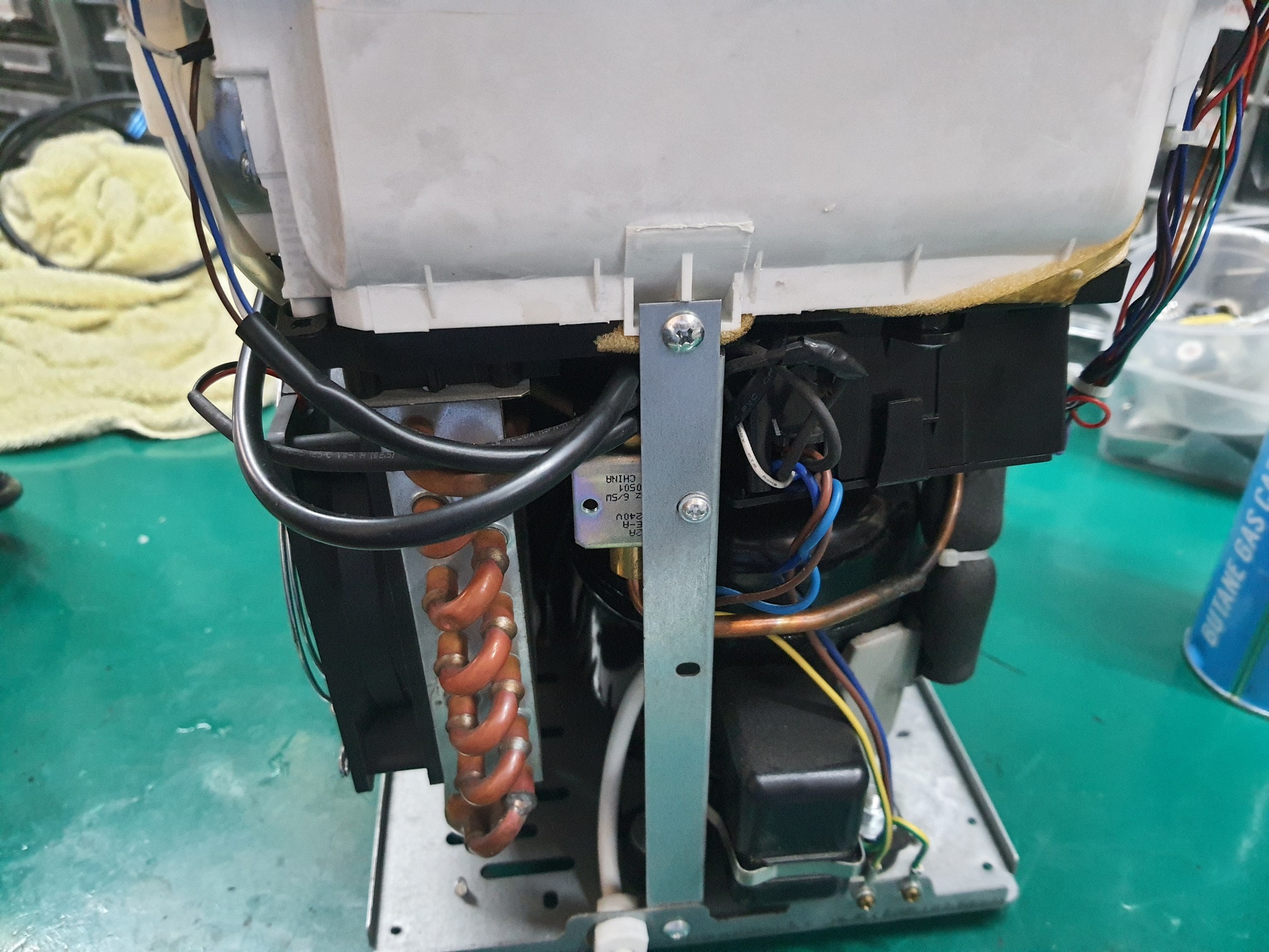 ซ่อมเครื่องทำน้ำแข็ง ยี่ห้อ XIAOMI CONAIR รุ่น CZS-26YB อาการเครื่องไม่ทำน้ำแข็ง