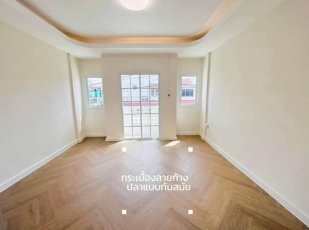 ขาย ท/ฮ หมู่บ้าน ฟลาวเวอร์รี่โฮม ซอยวัดสลักเหนือ ( ติวานนทร์ -ปากเกร็ด 31 )
