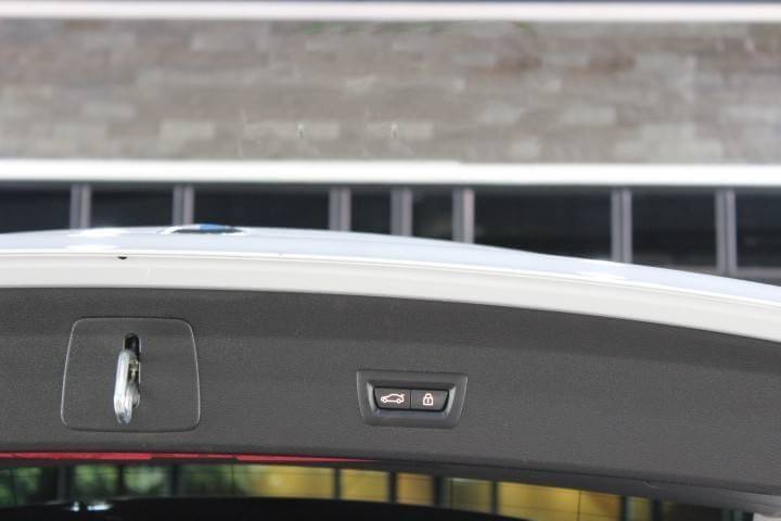 Bmw X1 SDrive18i xLine (F48) ปี 2017