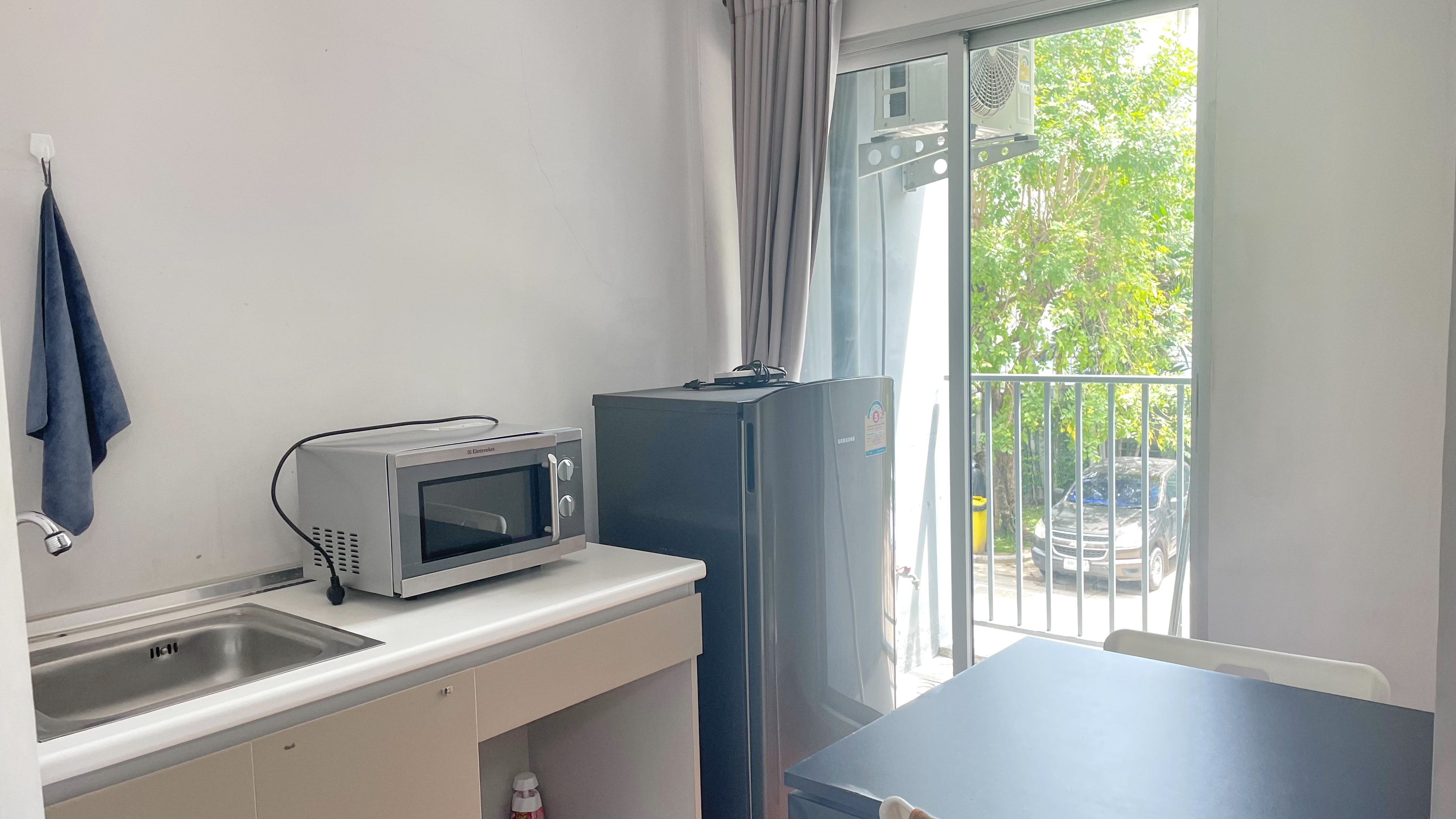 ให้เช่า D Condo รัตนาธิเบศร์ ใกล้ MRT ไทรม้า