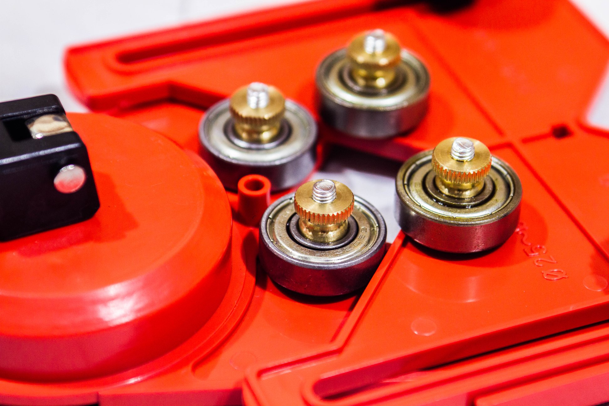 MARCH แท่นนำเจาะ