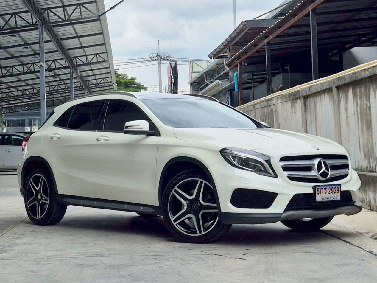 Mercedes Benz GLA250 AMG Dynamic W156 Gen 2 ปี 2016