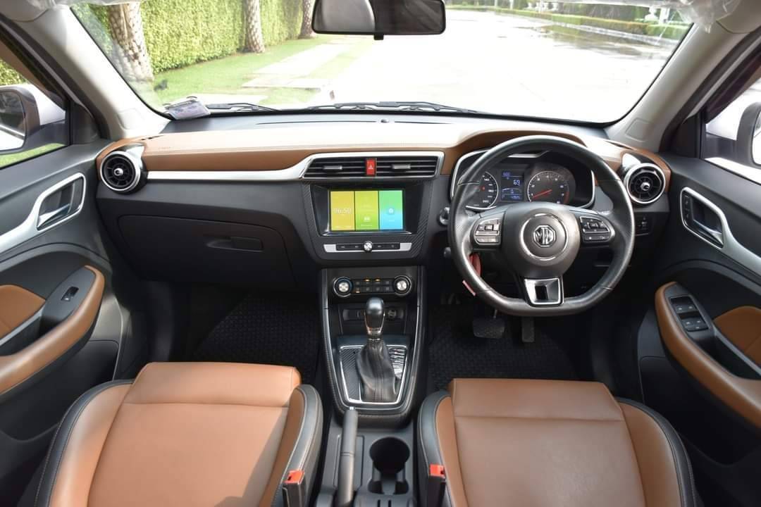MG ZS 1.5X SUNROOF TOP ปี2018