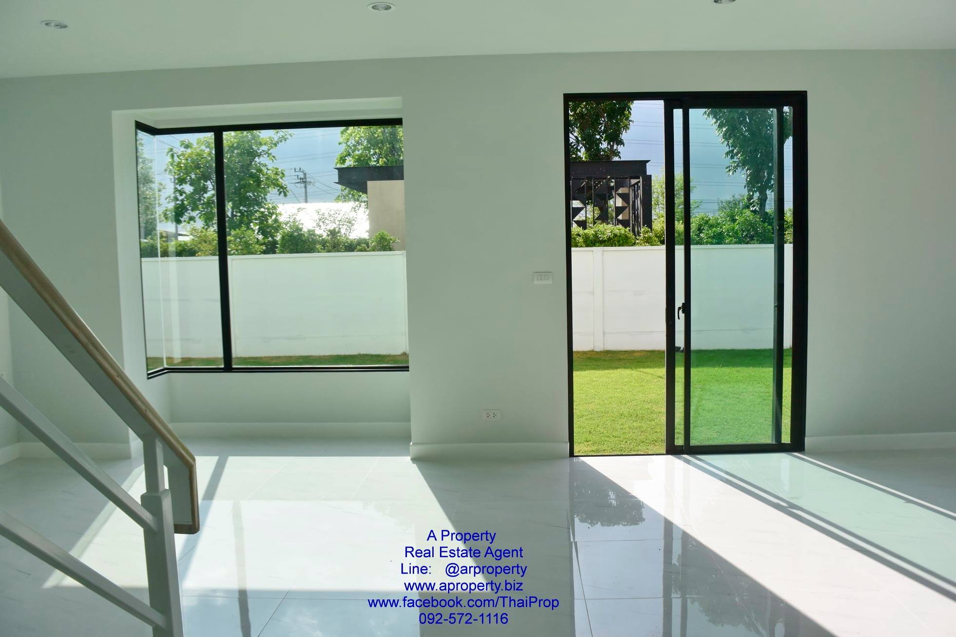 ขาย บ้านแฝดหลังมุม COMO Bianca - Bangna