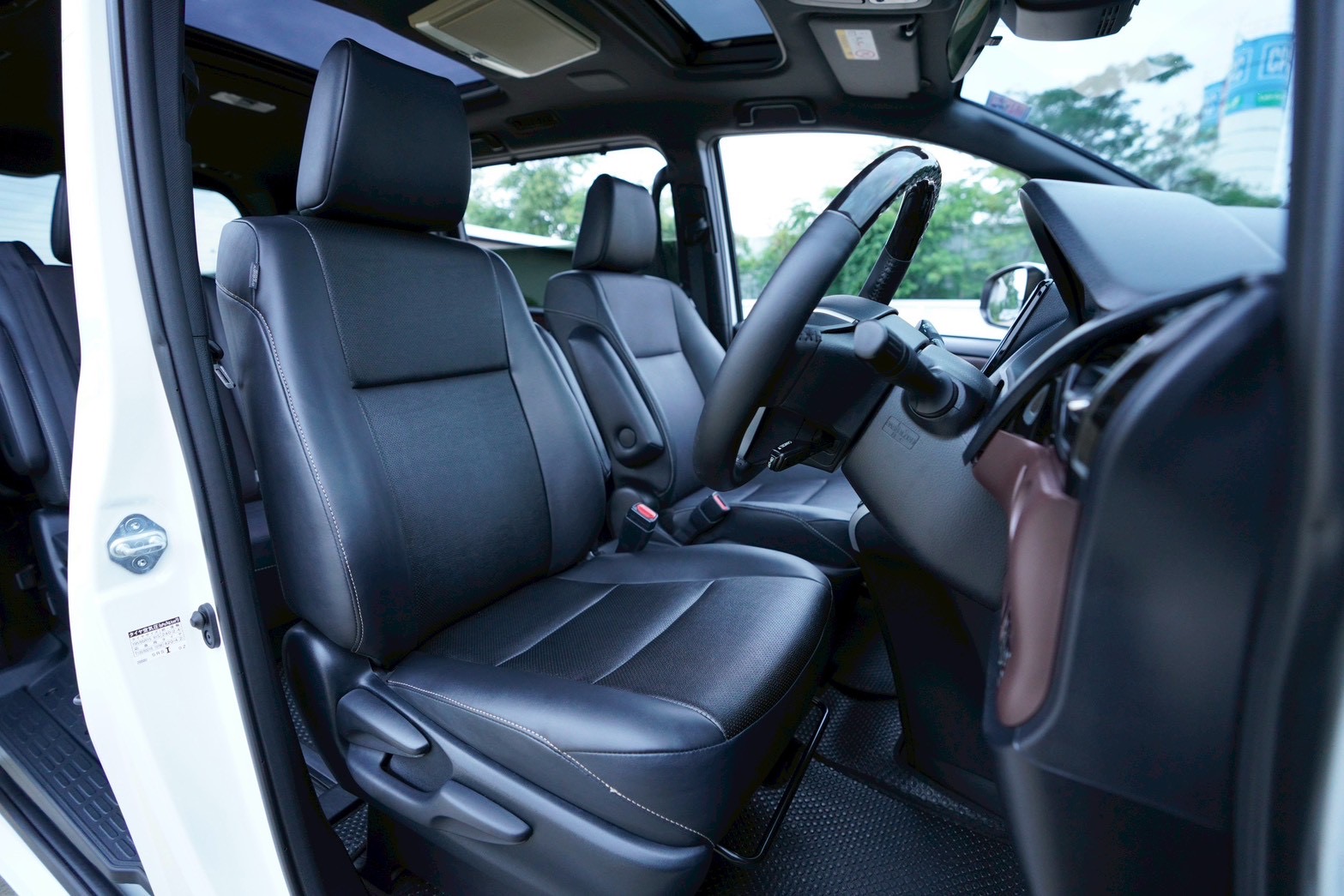 Toyota Esquire ปี 2019