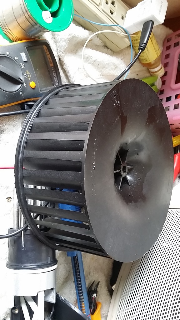 ซ่อมเครื่องฟอกอากาศ ยี่ห้อ Honeywell รุ่น 17450 อาการเปิดไม่ติดพัดลมไม่หมุน