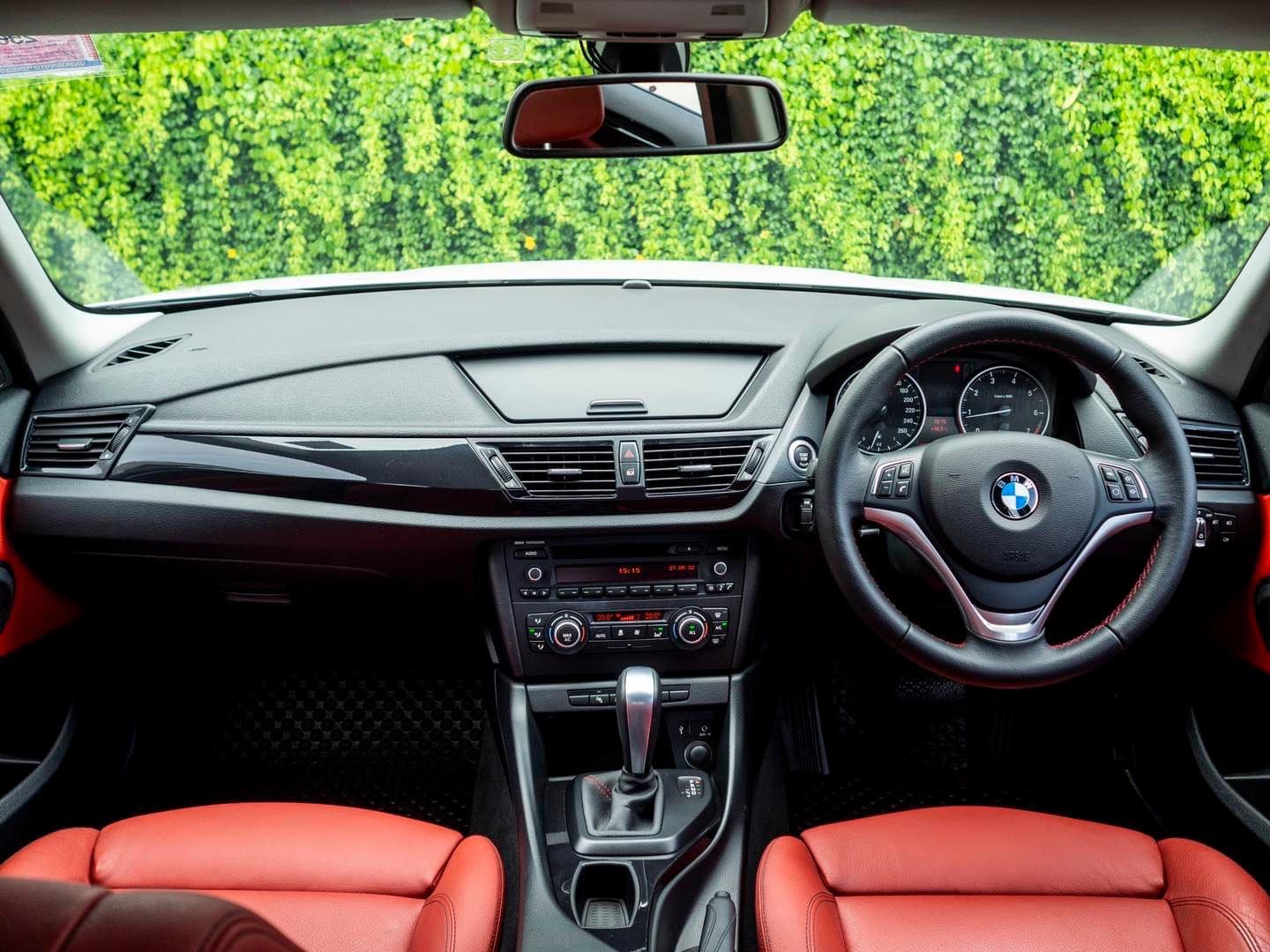 BMW X1 sDrive 18i SPORT ปี 2014