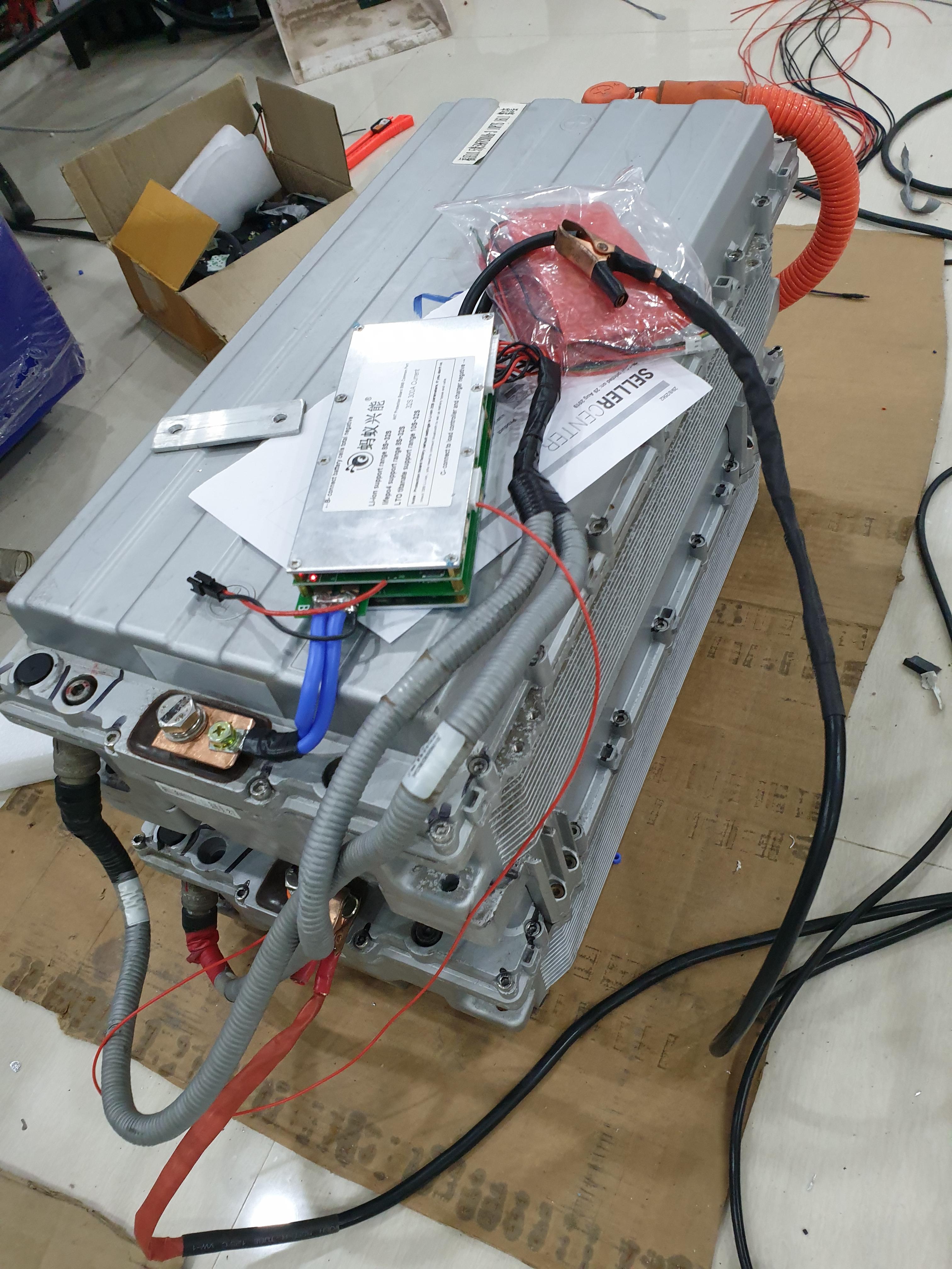 Microvast module 24v 100ah , 10000cycle