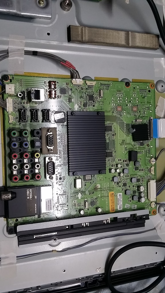 ซ่อมโทรทัศน์ LCD-TV ยี่ห้อ LG รุ่น 42LX6500 อาการพอร์ท HDMI ใช้ไม่ได้