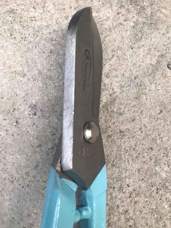 กรรไกรตัดสังกะสี 12" ยี่ห้อ Eagle One