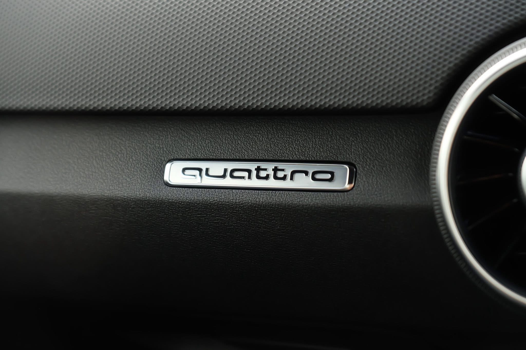 Audi TTS Quattro TFSI ปี 2017