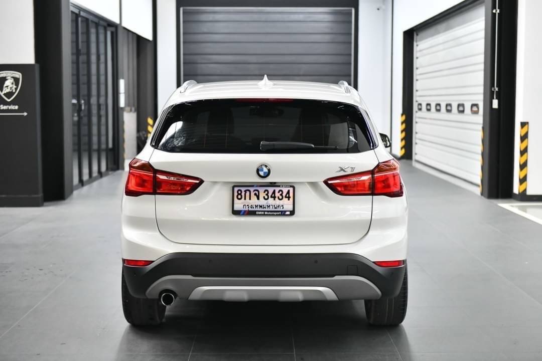 BMW X1 sDrive18i xLine ปี 2017