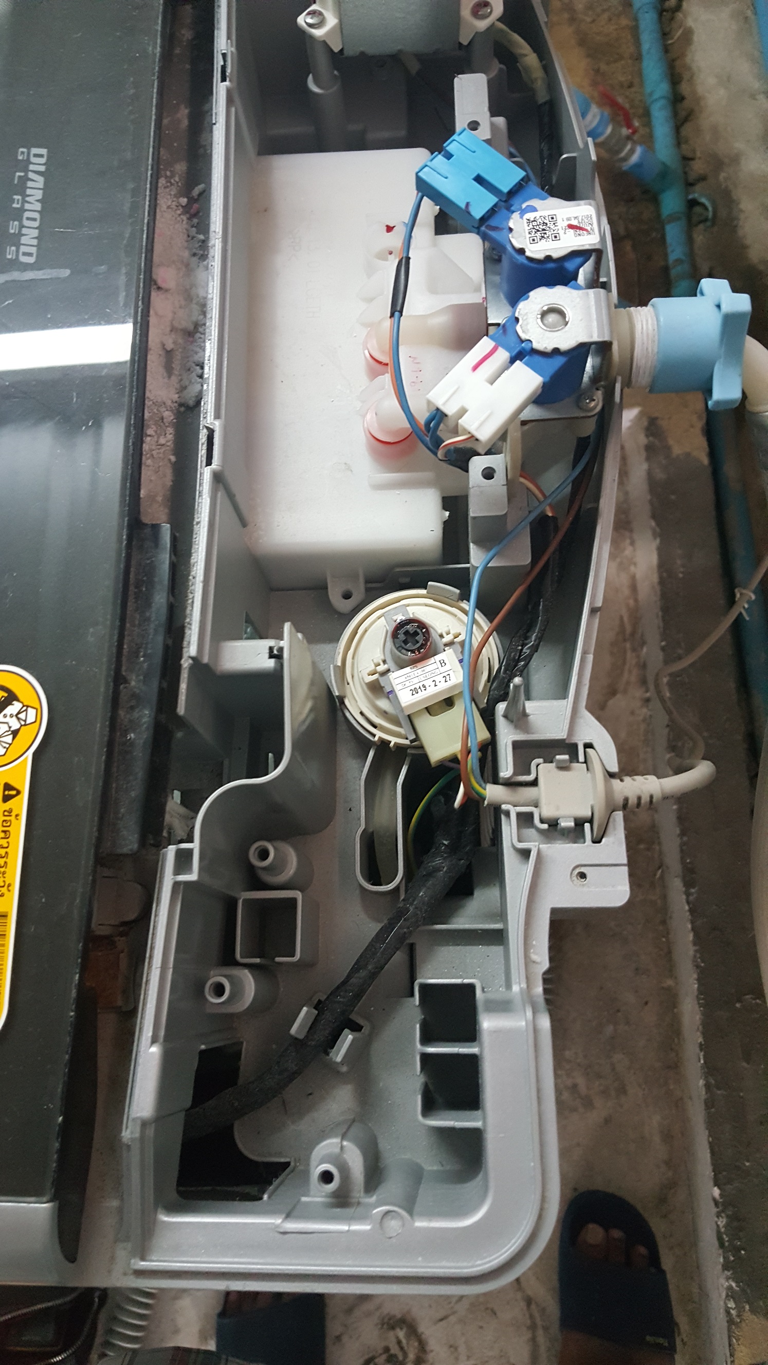 ซ่อมเครื่องซักผ้า ยี่ห้อ LG รุ่น T2514VSAL อาการน้ำเข้าแต่ไม่ซัก