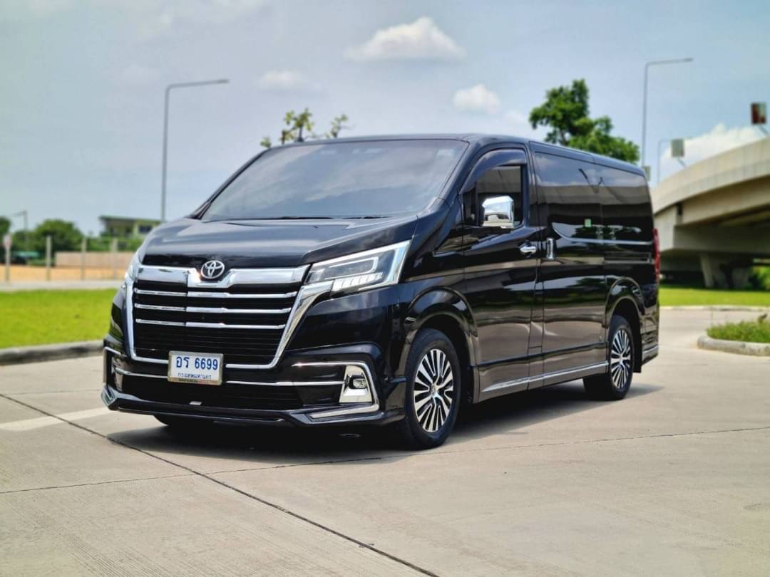 TOYOTA MAJESTY, 2.8 PREMIUM โฉม ปี19-ปัจจุบัน ปี 2020