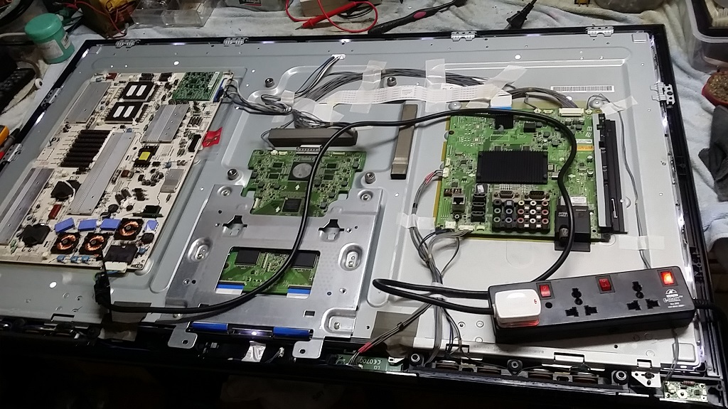 ซ่อมโทรทัศน์ LCD-TV ยี่ห้อ LG รุ่น 42LX6500 อาการพอร์ท HDMI ใช้ไม่ได้