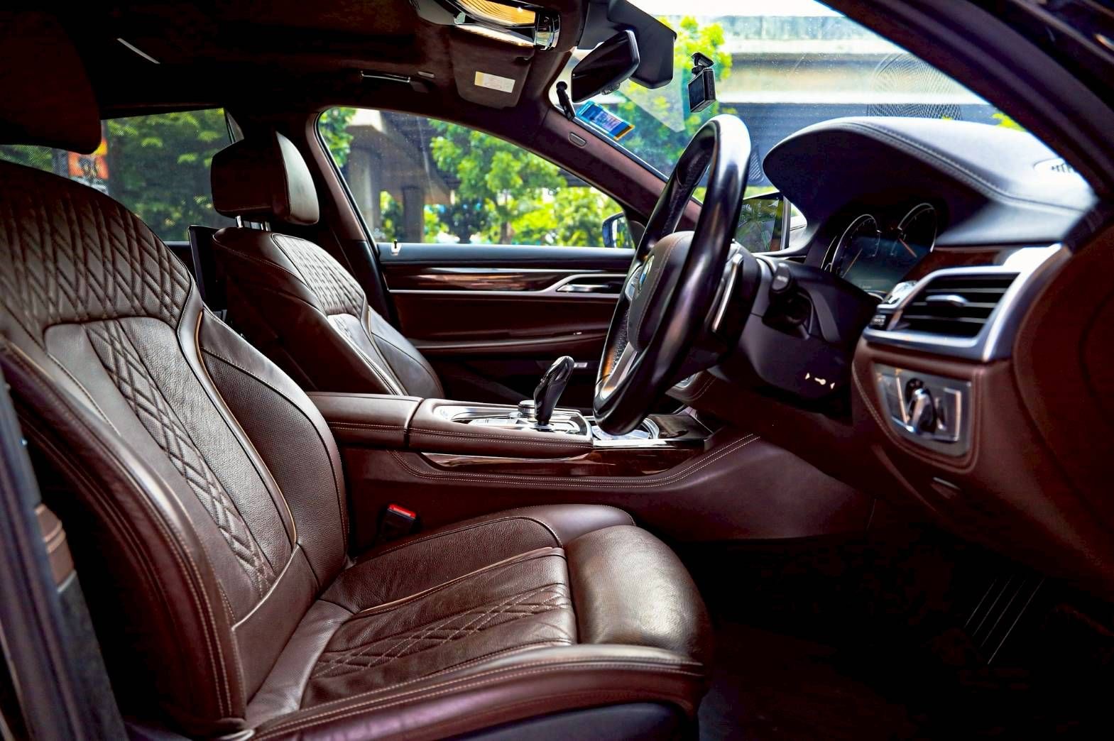 BMW 740LI ปี 2016