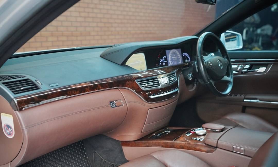 Benz S300L W221 ปี 2011