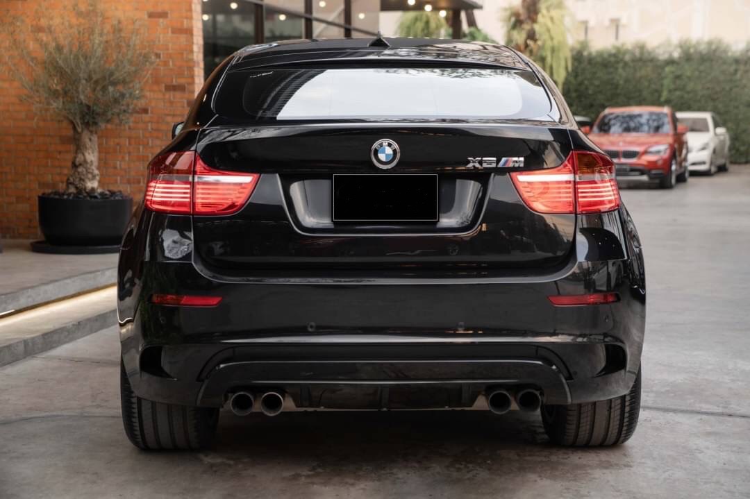 BMW X6 M Version ออกรถปี 2012