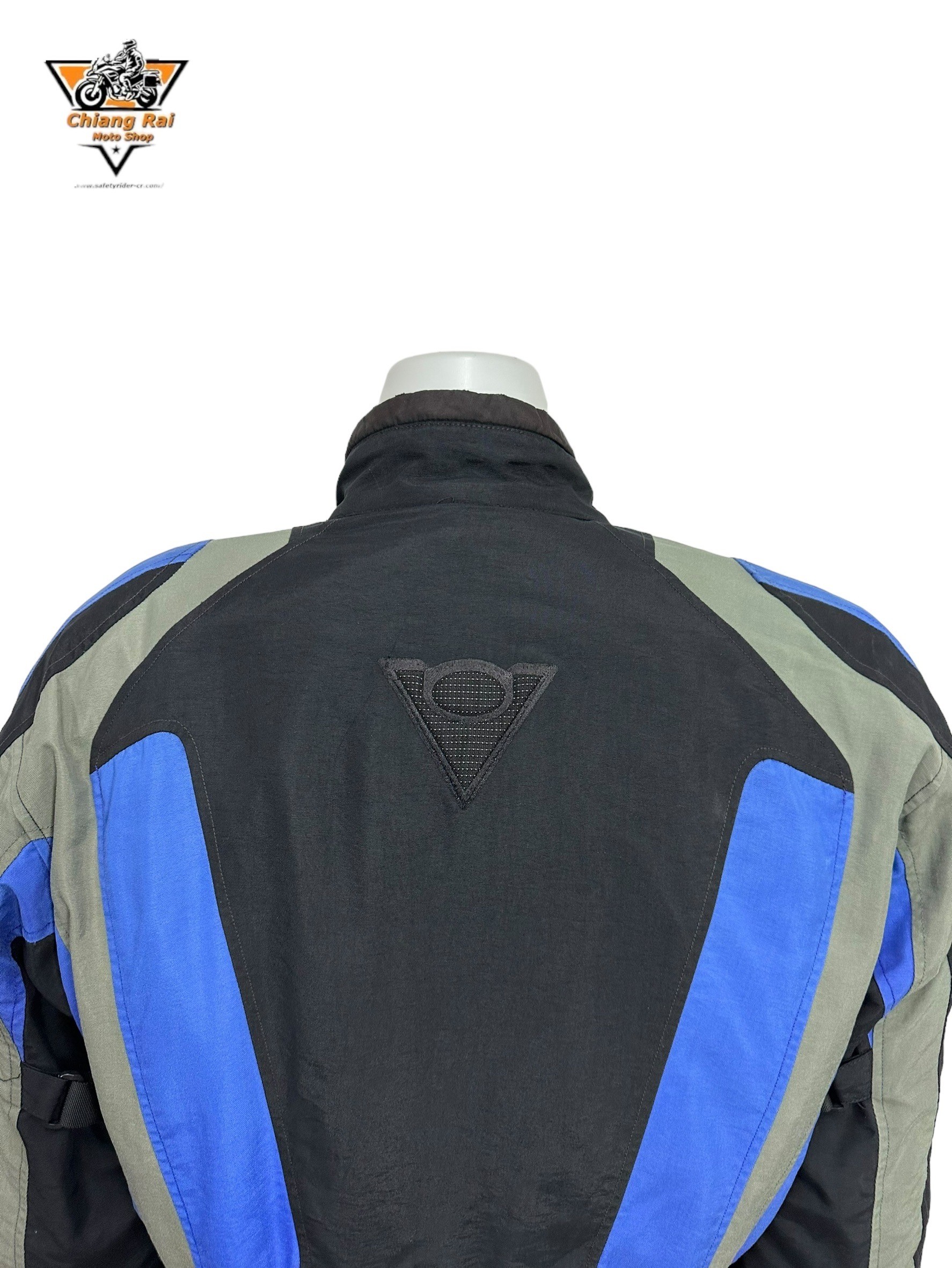 เสื้อขี่มอเตอร์ไซด์( มือสอง) RCTA 620: อก 54" ยาว 30"(2XL) **REV'IT!**