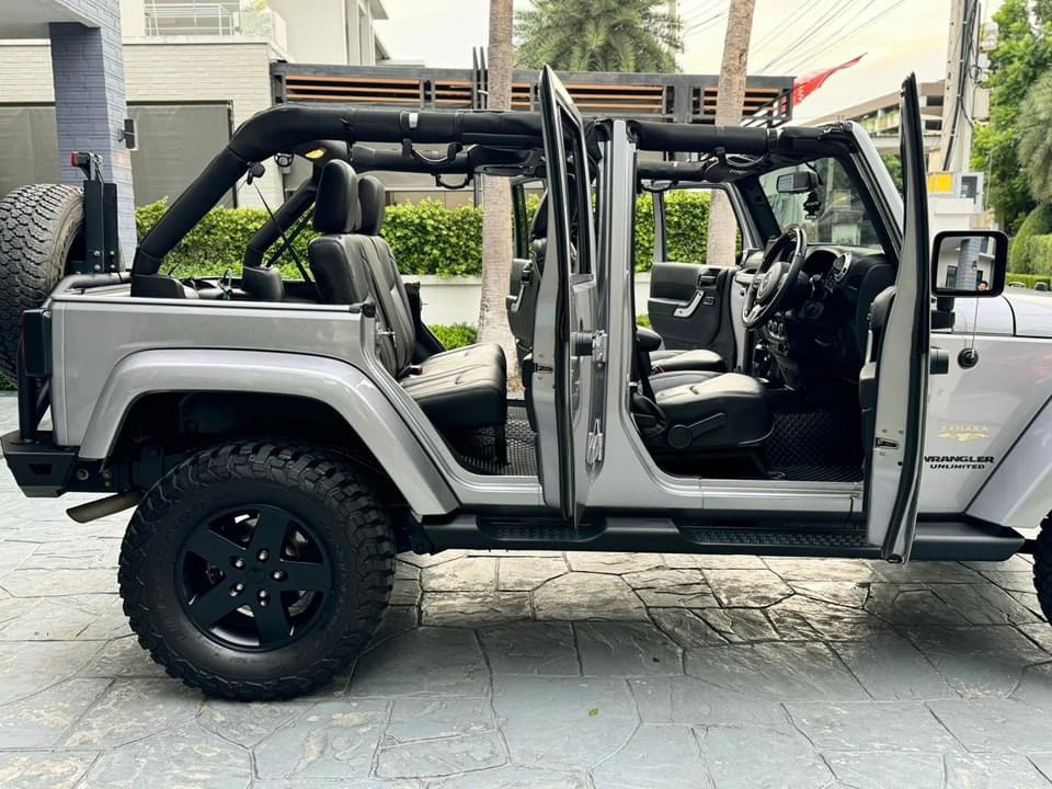 JEEP Wrangler Sahara 2.8 Crd ดีเซล ( JK ) 4wd Ultimate ปี 2014