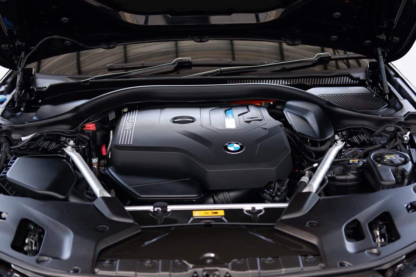 BMW 530e M Sport Pre LCi(G30) ปี 2023 จด 2024