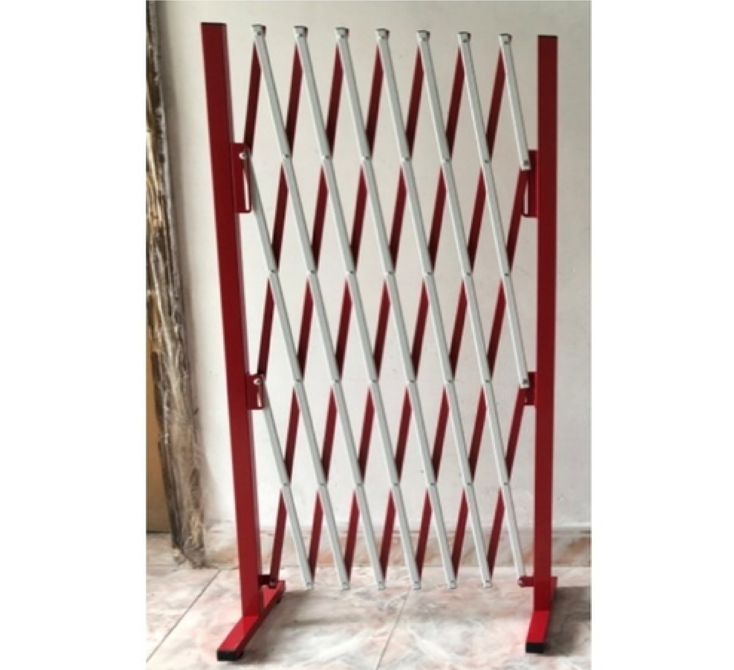 รั้วอเนกประสงค์ยืด-หดได้ ขนาด 250x31x153cm รุ่น KT1004C สีแดง-ขาว PROTX