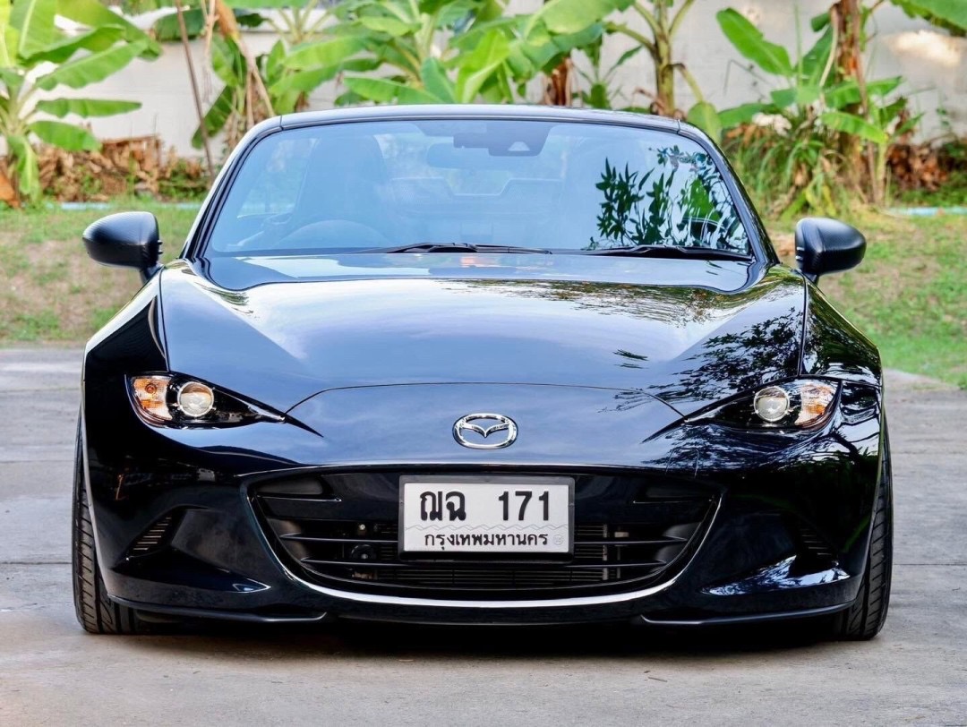 Mazda MX-5 Roadster (ND) 990S Lightweight Edition หลังคาผ้าใบเปิดประทุน ปี2023