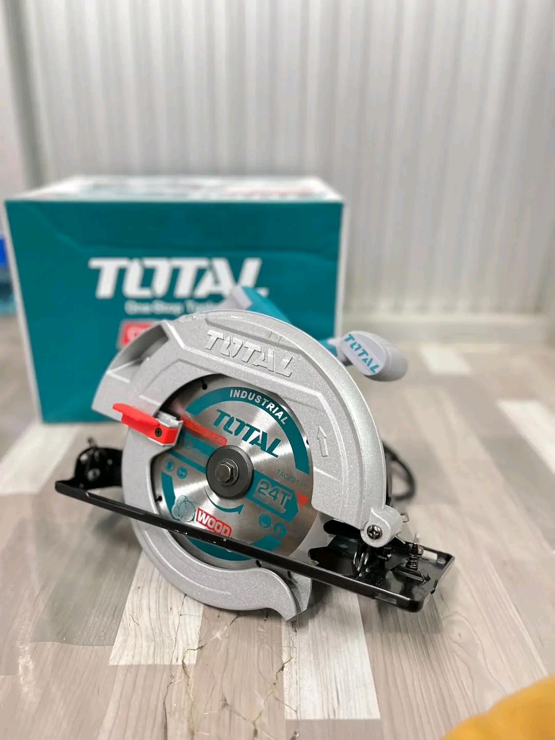 เลื่อยวงเดือน 7 นิ้ว TOTAL TS1141856