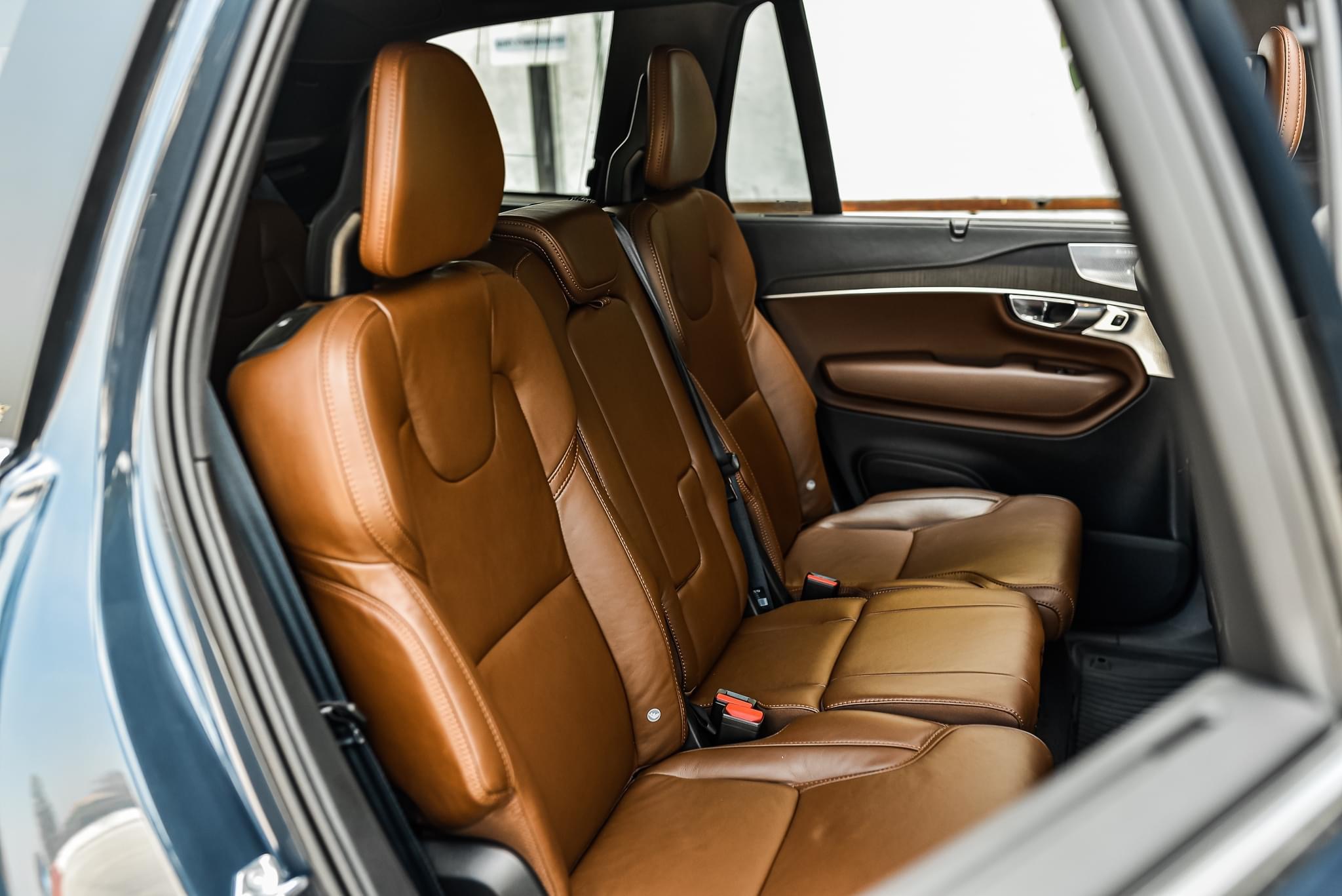 Volvo XC90 Recharge Plug-In Hybrid T8 Inscription ปี 2021