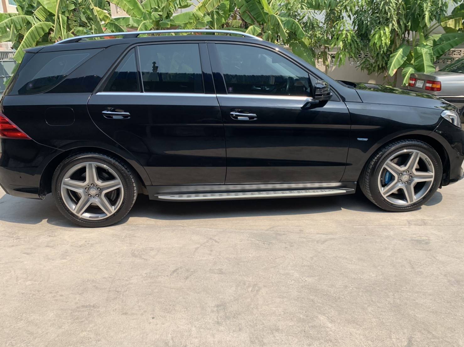 Mercedes Benz GLE 500e AMG ปี 2016