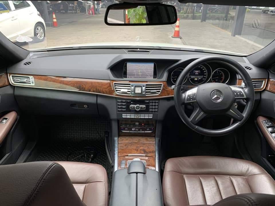 Mercedes-Benz E300 Bluetec Hybrid ปี 2013