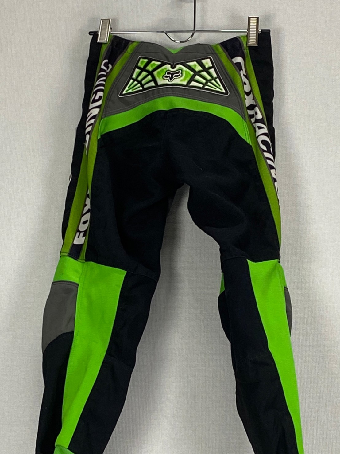 กางเกงขี่มอเตอร์ไซด์ ( มือสอง ) E&A 369: เอว 26" ยาว 23" **FOX**