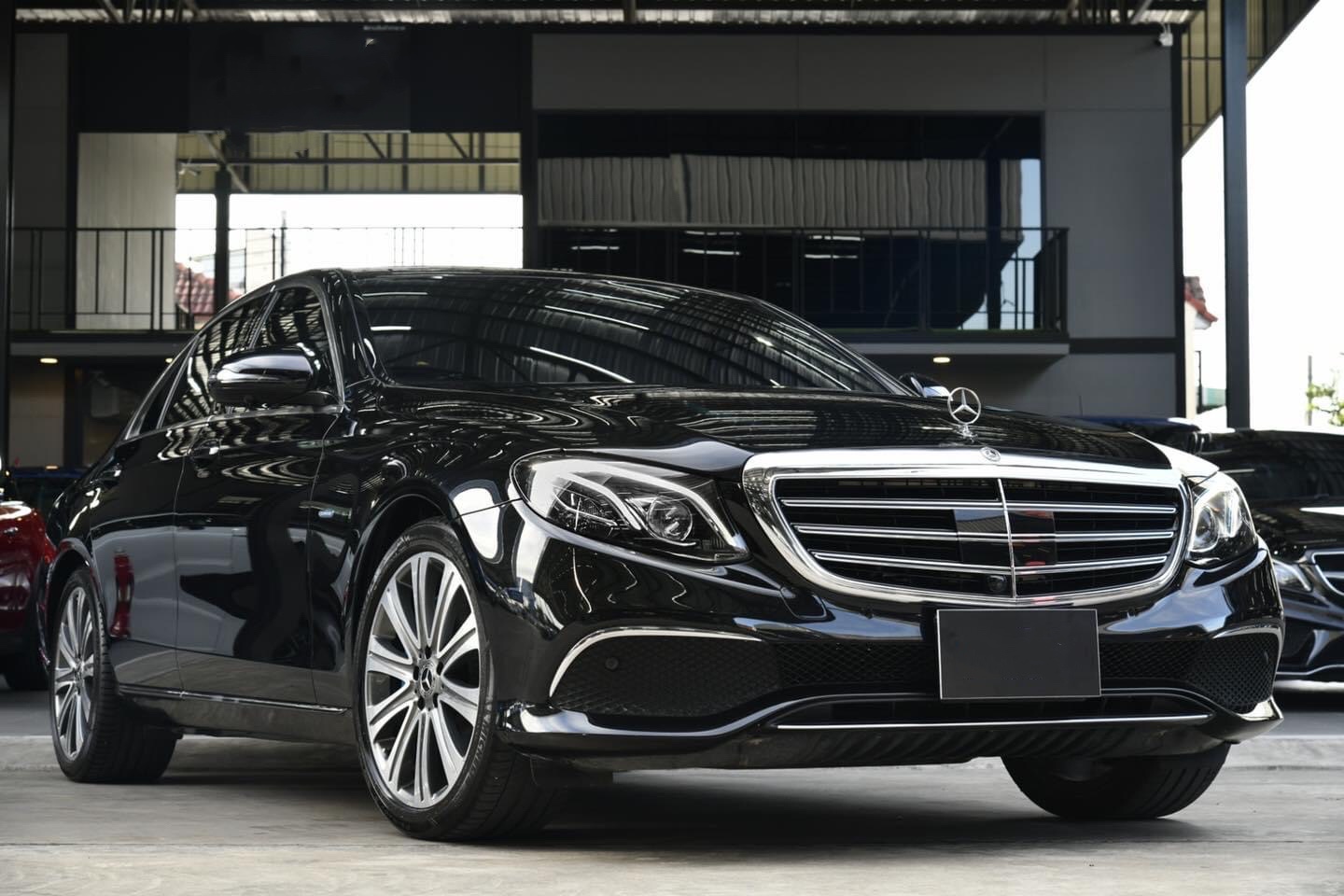 Benz E350e Exclusive ปี 2017