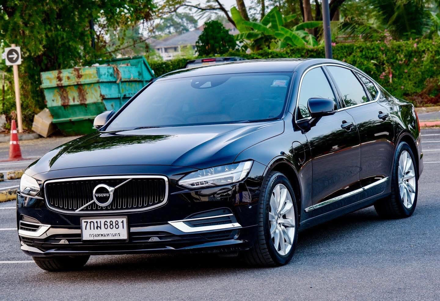 Volvo S90 T8 Momentum ปี 2018
