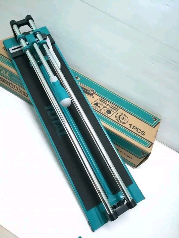 แท่นตัดกระเบื้อง ขนาด 24" (60 ซม.) TOTAL รุ่น THT 576004 (ของหมด)
