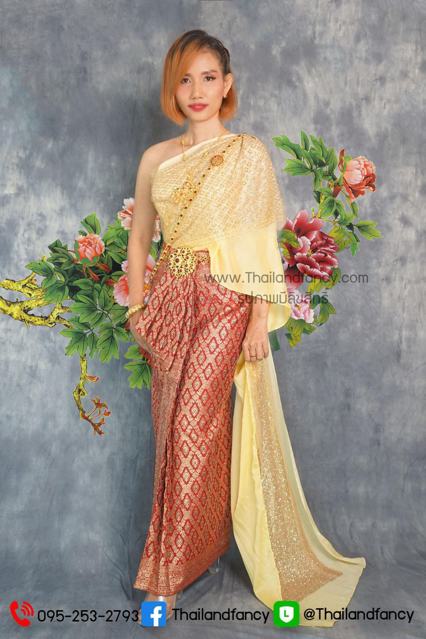 ชุดไทยอุ่นไอรัก ชุดไทยย้อนยุค ชุดไทยจักรี ชุดไทยร่วมสมัย ชุดไทยประยุกต์ ชุดไทยเจ้าสาวสไบกากเพ็ชรลายไทยเข้าคู่กับผ้าถุงสีแดงลายไทยดิ้นทอง