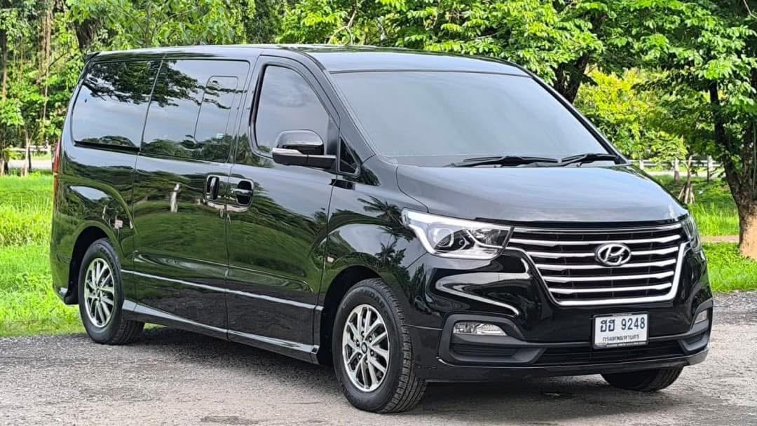 Hyundai H1 ตัว Deluxe ปี 2019