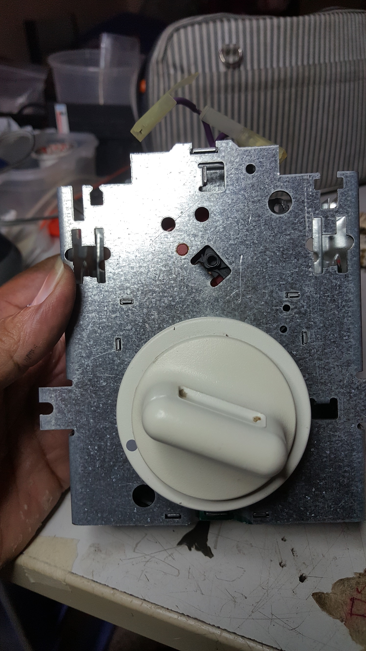 ซ่อมเครื่องซักผ้า ยี่ห้อ SPEED QUEEN รุ่น LWS17NW-3022 อาการตั้งเวลาซักไม่ได้