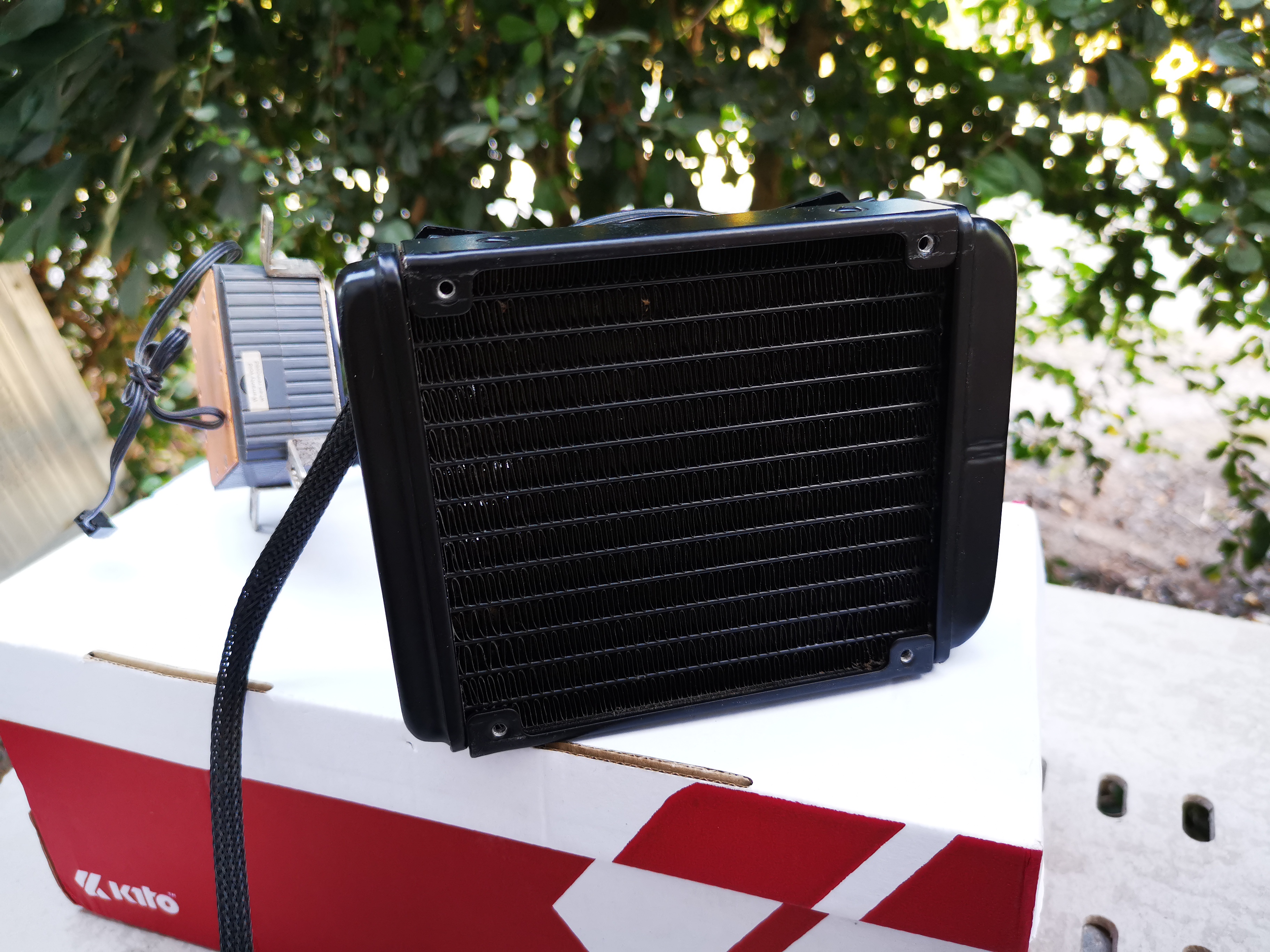 น้ำปิด Seidon 120V