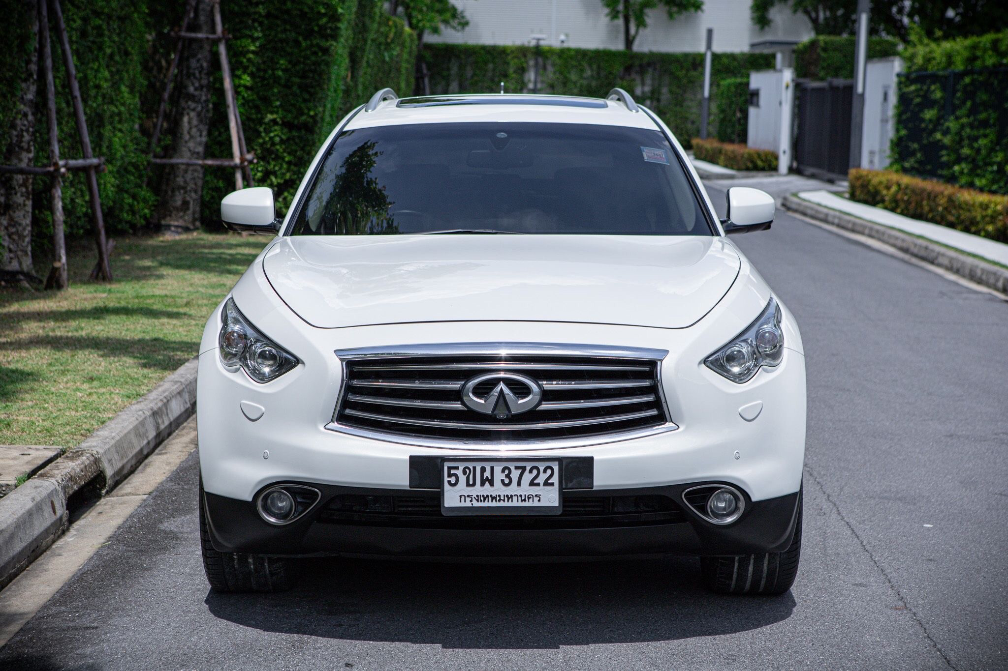 Infiniti FX30d ปี 2015
