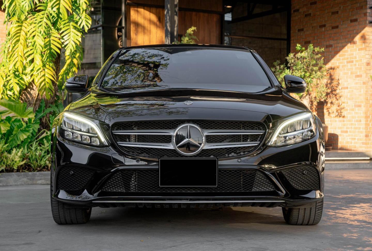 Mercedes-Benz C220d Avantgarde ปี 2019