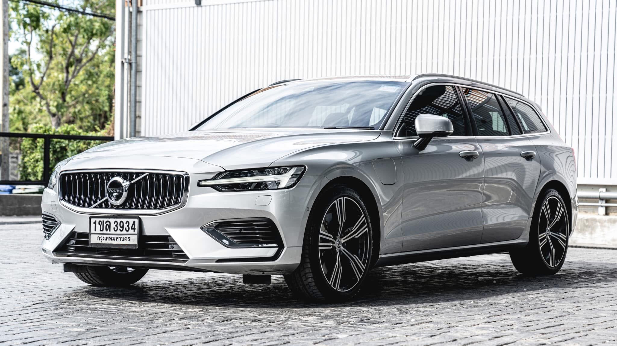 Volvo V60 T8 Inscription AWD ปี 2020