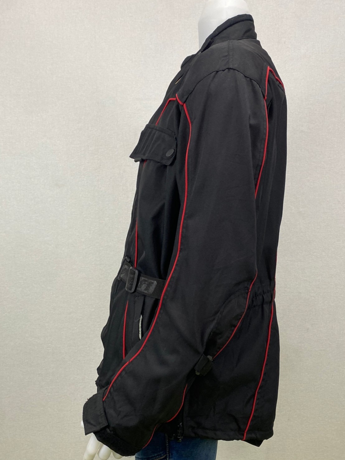 เสื้อขี่มอเตอร์ไซด์( มือสอง) RCTA 250 อก 54" ยาว 29" ยี่ห้อ**roleff**