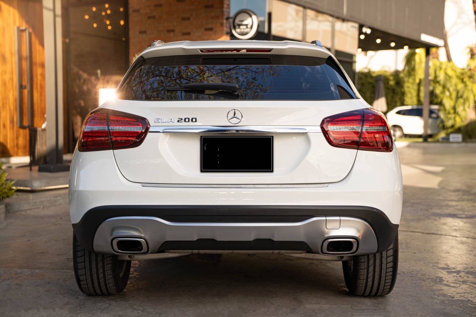 MercedesBenz GLA200 URBAN Cirrcus White W156 ปี 2020