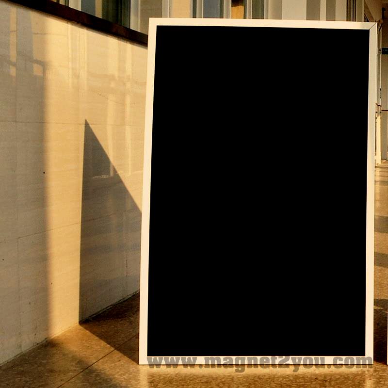 กระดานดำติดผนัง กรอบไม้สนย้อมสีได้ ขนาด 80x120
