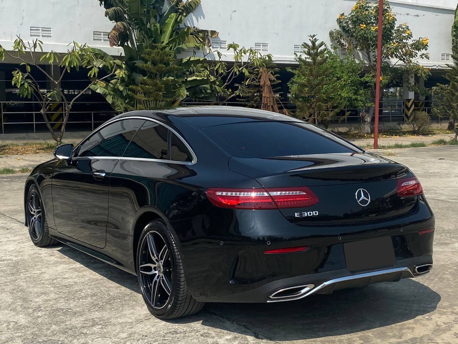 Mercedes Benz E300 Coupe AMG ปี 2018