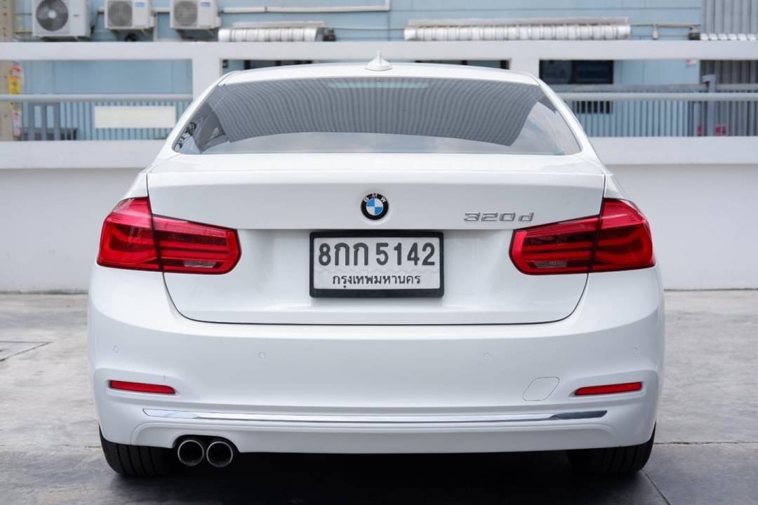 BMW 320d (F30)Lci Diesel ปี 2017