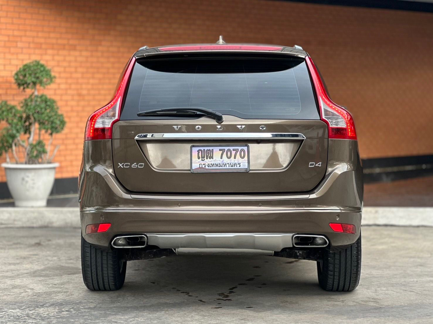 Volvo XC60 2.0 D4 Minorchange ปี 2015