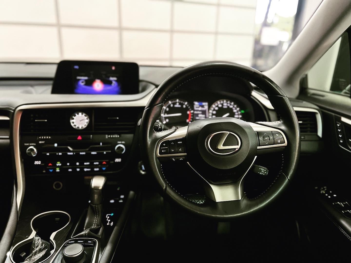 Lexus RX200t 2.0 Luxury เบนซินเทอร์โบ ปี 2016